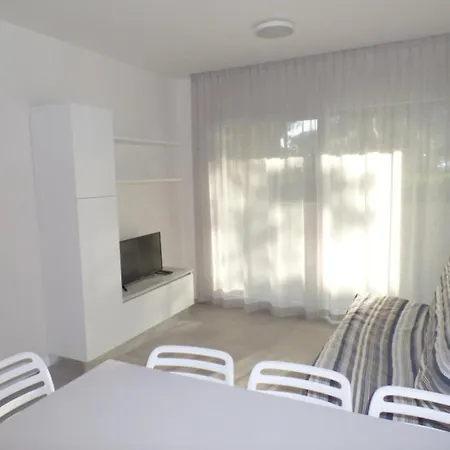 Apartment Two-room Flat With Balcony In A Residence-bibione