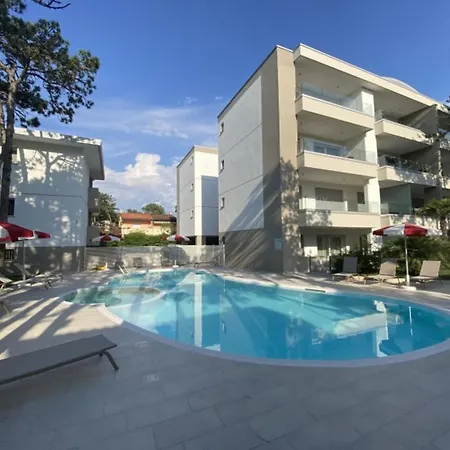 Apartment Two-room Flat With Balcony In A Residence-bibione